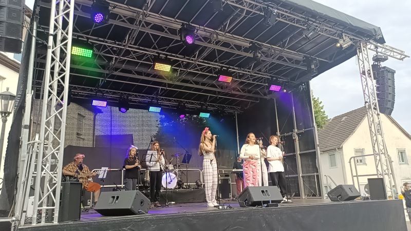 Die Band auf der Bühne